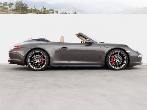 Certified 2013 Porsche 911 Carrera 4S image 8