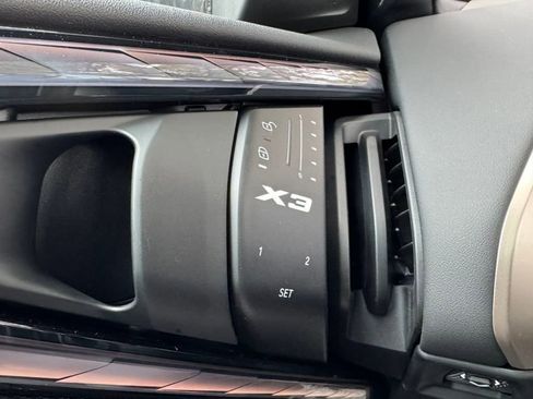 Used 2025 BMW X3 xDrive30i w/ Premium Package image 21