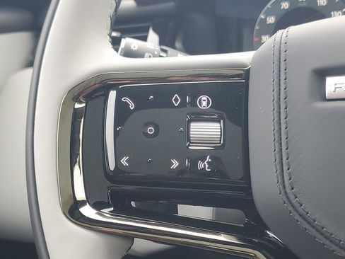 New 2026 Land Rover Range Rover Velar Dynamic SE AWD/4WD image 16