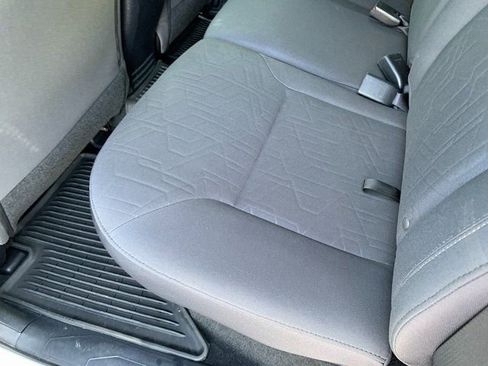 Used 2017 Toyota Tacoma TRD Sport image 14