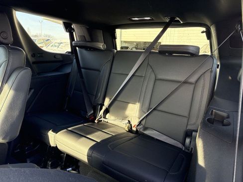 Certified 2023 GMC Yukon Denali w/ Advanced Technology Package image 25