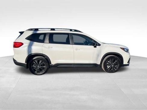 Used 2022 Subaru Ascent Onyx Edition image 8
