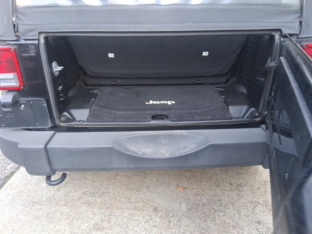 Used 2013 Jeep Wrangler Sport AWD/4WD image 15