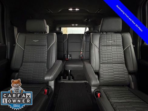 Used 2025 Cadillac Escalade ESV Sport Platinum w/ LPO, Floor Liner Package image 24