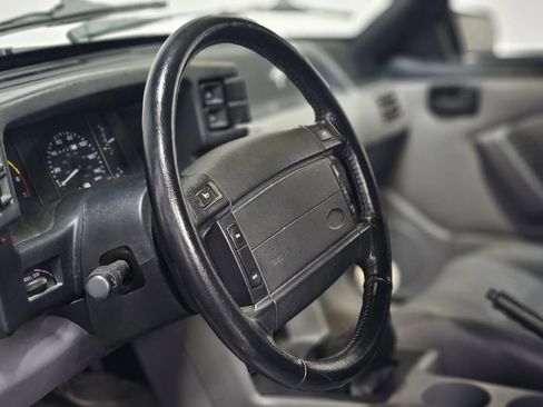 Used 1993 Ford Mustang GT image 29