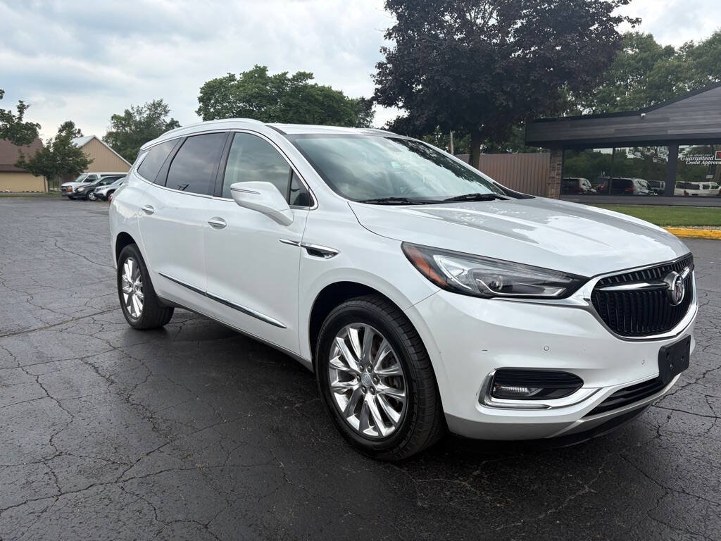 Used 2018 Buick Enclave Premium w/ Experience Buick Package AWD/4WD image 4