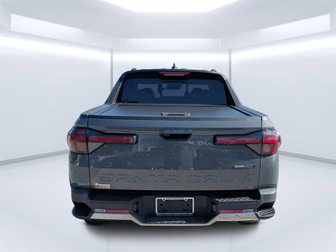 Used 2022 Hyundai Santa Cruz Limited image 4