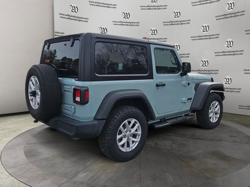 Used 2023 Jeep Wrangler Sport S image 5