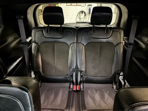 Used 2023 Jeep Grand Cherokee L Altitude image 41