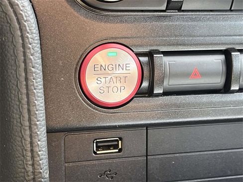 Used 2019 Ford Mustang EcoBoost image 26