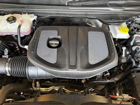 Used 2025 RAM 1500 Laramie w/ Sport Appearance Package AWD/4WD image 26