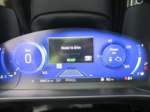 Used 2021 Ford Escape Titanium w/ Titanium Elite Package image 28