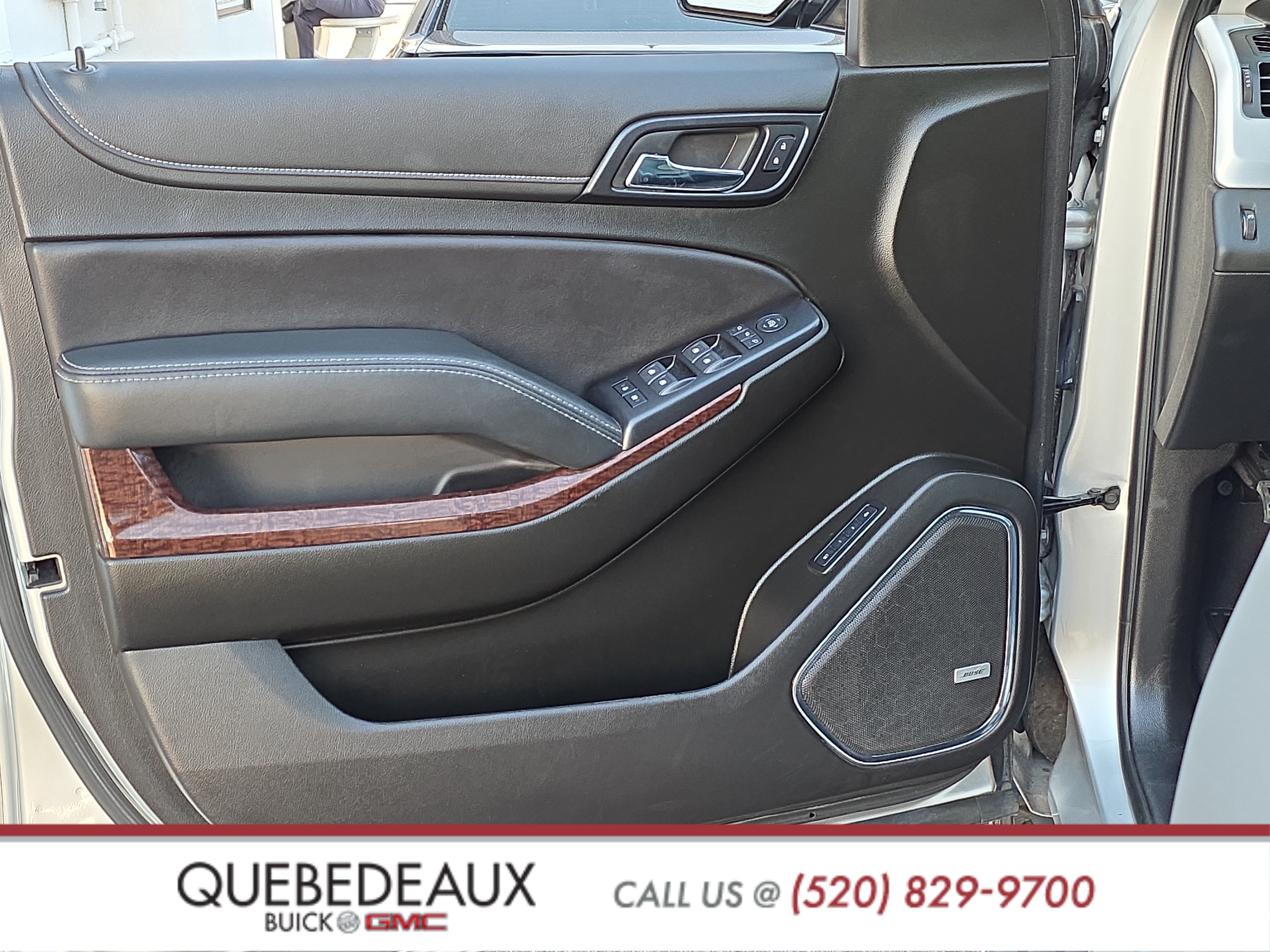 Used 2019 GMC Yukon SLT w/ Open Road Package AWD/4WD image 9