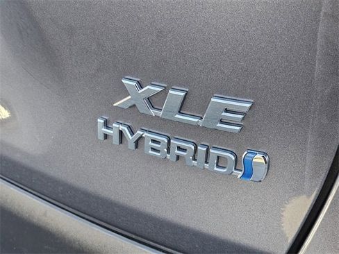 Used 2024 Toyota RAV4 XLE image 14