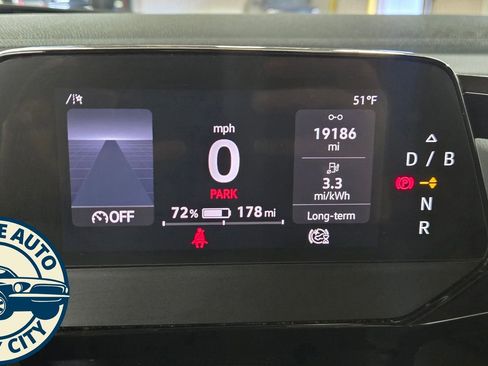 Used 2021 Volkswagen ID.4 Pro image 11