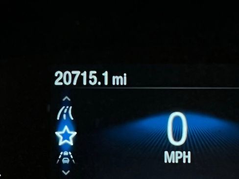 Used 2024 Ford Explorer 2WD image 16