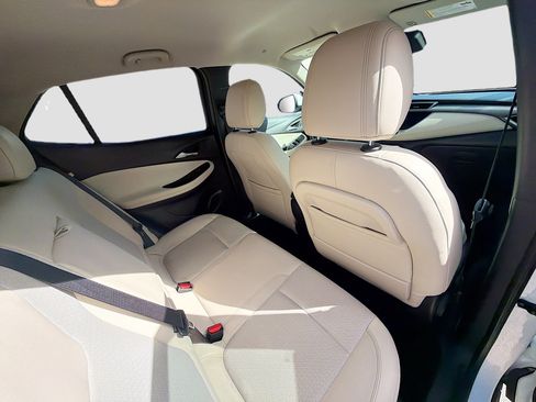 Used 2022 Buick Encore GX Select image 28