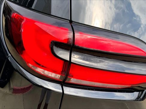 New 2026 Chrysler Pacifica Select image 14