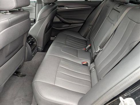 Used 2023 BMW 530i w/ Premium Package RWD image 20