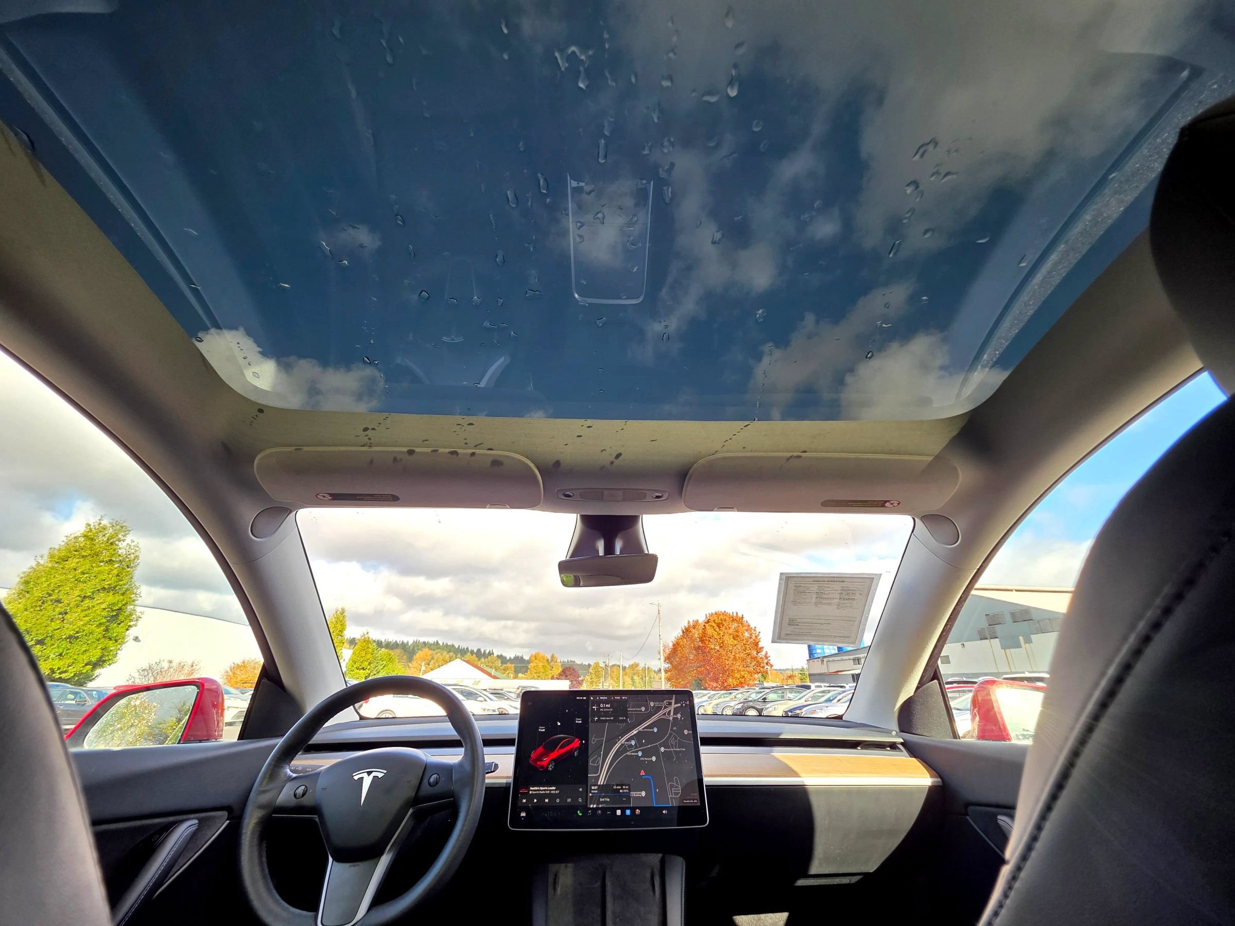 Used 2021 Tesla Model Y Long Range AWD/4WD image 31