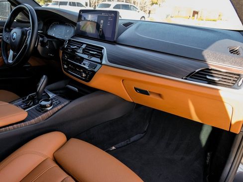 Used 2023 BMW 530i xDrive w/ Executive Package image 12