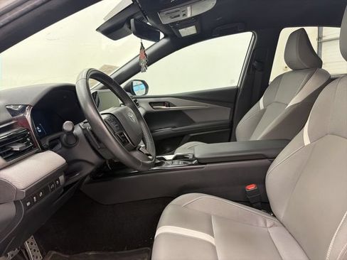 Certified 2025 Toyota Camry SE FWD image 15