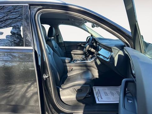 Used 2024 Audi Q7 3.0T Premium Plus image 15