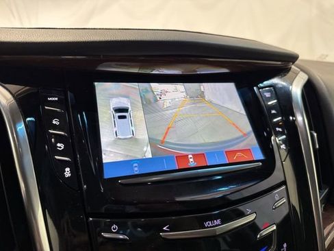 Used 2018 Cadillac Escalade Luxury image 25