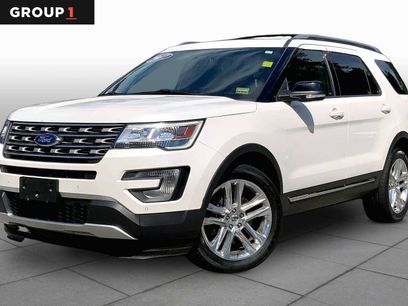 Used 2017 Ford Explorer XLT w/ Equipment Group 202A