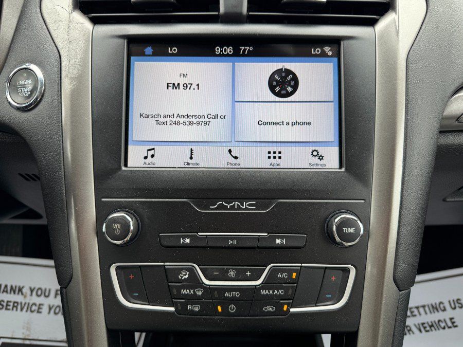 Used 2019 Ford Fusion SE w/ Equipment Group 151A FWD image 21