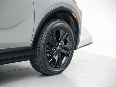 Used 2024 Buick Encore GX Sport Touring AWD/4WD image 8