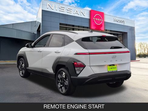Used 2025 Hyundai Kona SEL image 7
