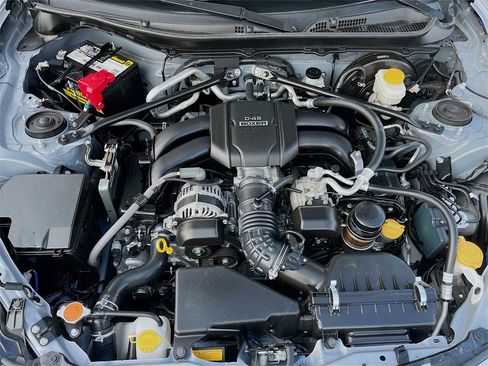 Used 2023 Toyota GR86 Premium image 28