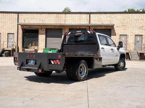 Used 2022 Chevrolet Silverado 3500 W/T w/ WT Convenience Package AWD/4WD image 2