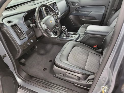 Certified 2022 Chevrolet Colorado Z71 w/ Safety Package AWD/4WD image 9