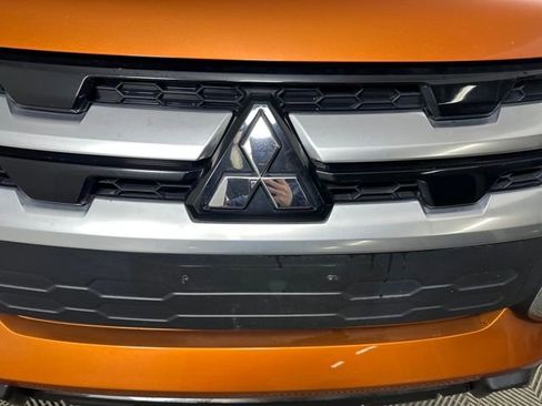 Used 2022 Mitsubishi Outlander Sport SE image 9