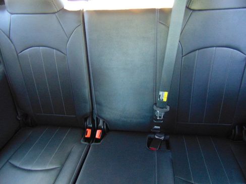 Used 2017 Buick Enclave Premium w/ Experience Buick Package AWD/4WD image 11