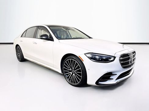 Certified 2023 Mercedes-Benz S 580 4MATIC Sedan image 3