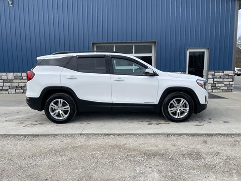 Used 2020 GMC Terrain SLE w/ Driver Convenience Package image 32