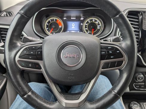 Used 2019 Jeep Cherokee Limited w/ Trailer Tow Group AWD/4WD image 21