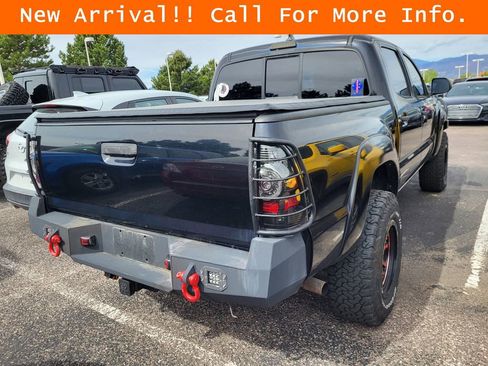 Used 2014 Toyota Tacoma 4x4 Double Cab w/ TRD Off-Road Package image 5