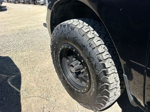 Used 2016 RAM 1500 Express RWD image 5