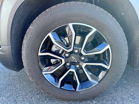 Used 2026 Chevrolet TrailBlazer ACTIV w/ Convenience Package FWD image 2