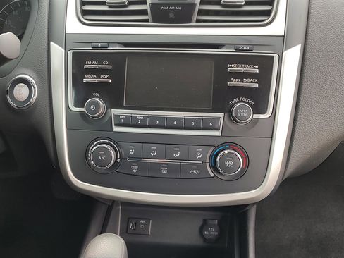 Used 2016 Nissan Altima 2.5 S w/ Power Driver Seat Package image 22