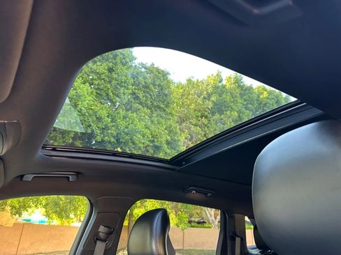 Used 2017 Lincoln MKX Select w/ Select Plus Package image 27