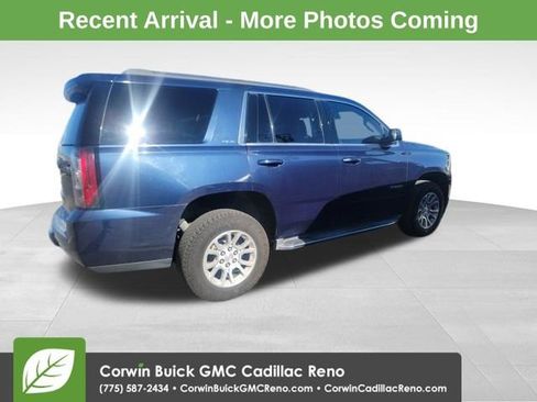 Used 2017 GMC Yukon SLE w/ HD Trailering Package image 5