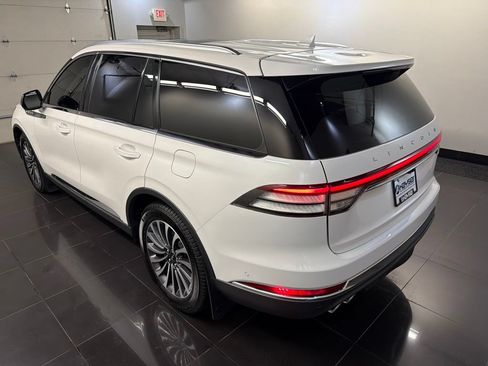 Used 2023 Lincoln Aviator Reserve w/ Equipment Group 201A AWD/4WD image 4