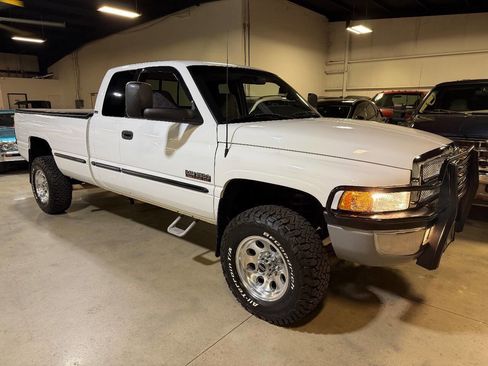 Used 1998 Dodge Ram 2500 Truck 4x4 Quad Cab image 55