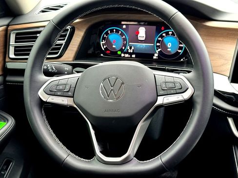 New 2026 Volkswagen Atlas SE FWD image 21
