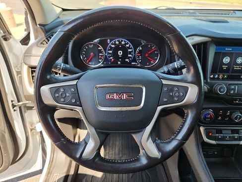 Used 2022 GMC Terrain Denali AWD/4WD image 16
